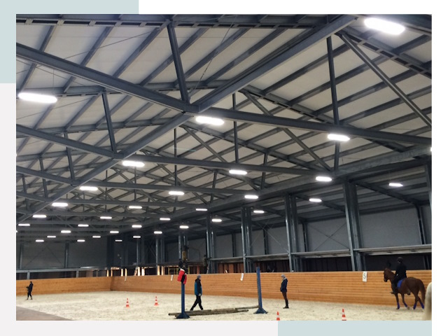 Строительство конных манежей от 616 руб в Азнакаево